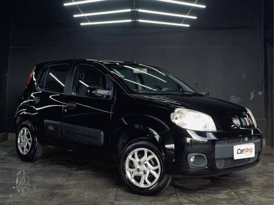 FIAT UNO 1.4 EVO ECONOMY 8V FLEX 4P MANUAL FIAT UNO 1.4 EVO ECONOMY 8V FLEX 4P MANUAL